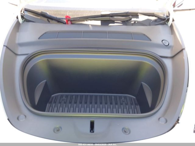 2025 TESLA MODEL Y 7SAYGDED2SA357122 Photo 9