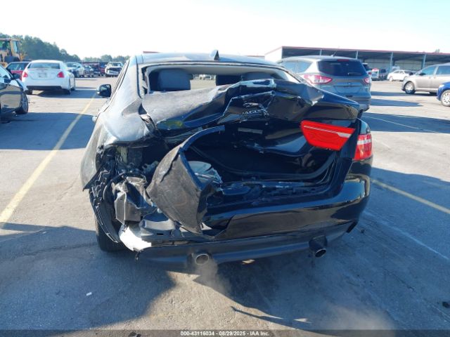2017 JAGUAR XE SAJAR4BG0HA962611 Photo 5