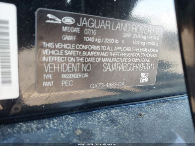 2017 JAGUAR XE SAJAR4BG0HA962611 Photo 8