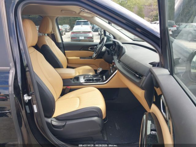 2022 KIA CARNIVAL MPV KNDNC5H33N6083257 Photo 4