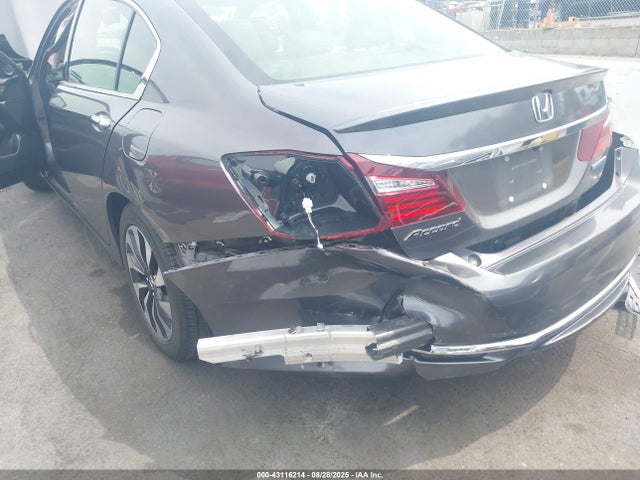 Honda lfa1 2017 JHMCR6F38HC004555 Image 6