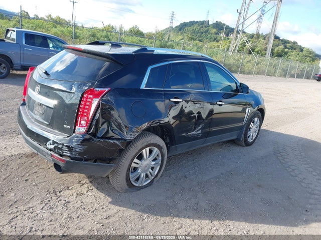 2016 CADILLAC SRX 3GYFNEE3XGS569558 Photo 3