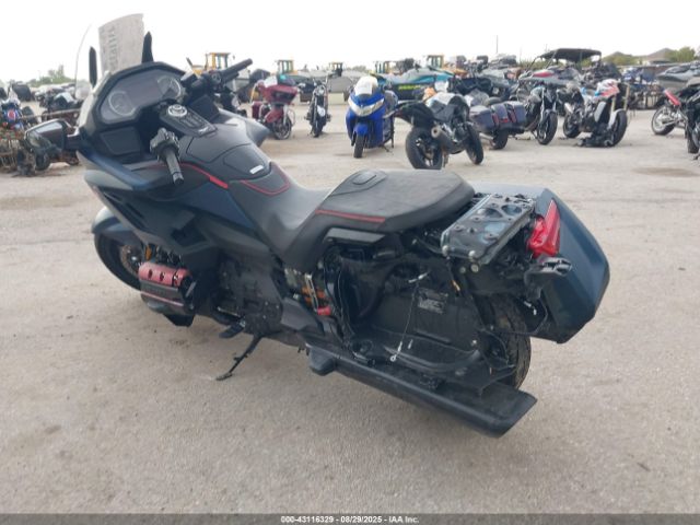 2022 HONDA GL1800 JH2SC7945NK400461 Photo 2