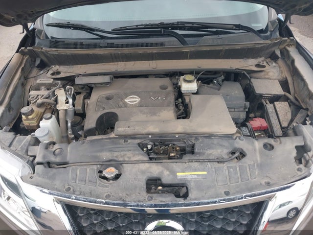 Nissan 2015 2015 5N1AR2MN2FC695452 Image 10