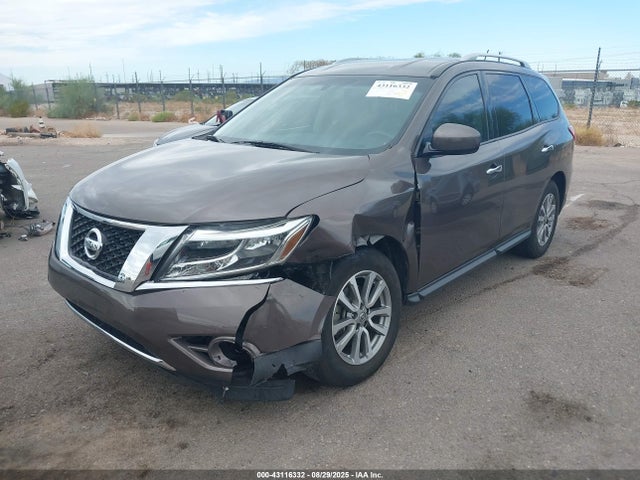 Nissan 2015 2015 5N1AR2MN2FC695452 Image 2