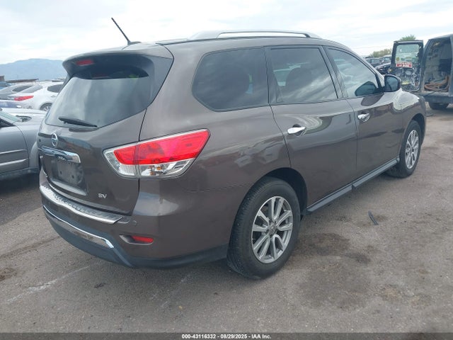 Nissan 2015 2015 5N1AR2MN2FC695452 Image 4