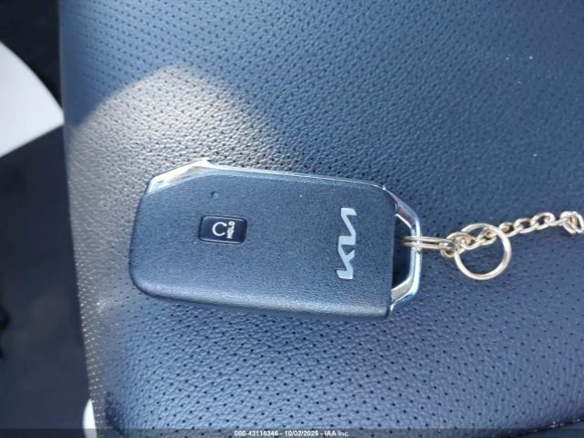 2023 KIA SPORTAGE HYBRID KNDPVCAG6P7076773 Photo 10