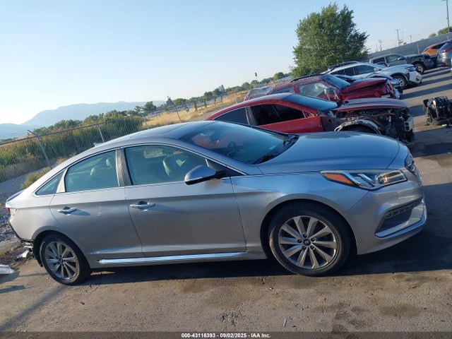Hyundai 2017 2017 5NPE34AF8HH495358 Image 14