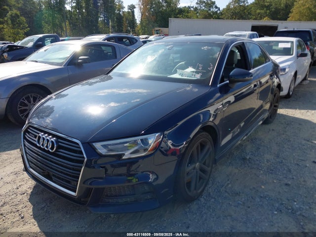 2017 AUDI A3 WAUJ8GFF2H1063685 Photo 1