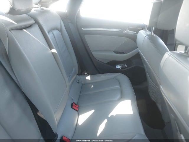 2017 AUDI A3 WAUJ8GFF2H1063685 Photo 7