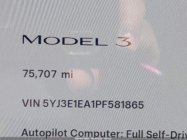 5YJ3E1EA1PF581865 Tesla MODEL 3