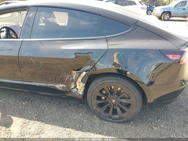 2023 TESLA MODEL 3 5YJ3E1EA1PF581865 Photo 5