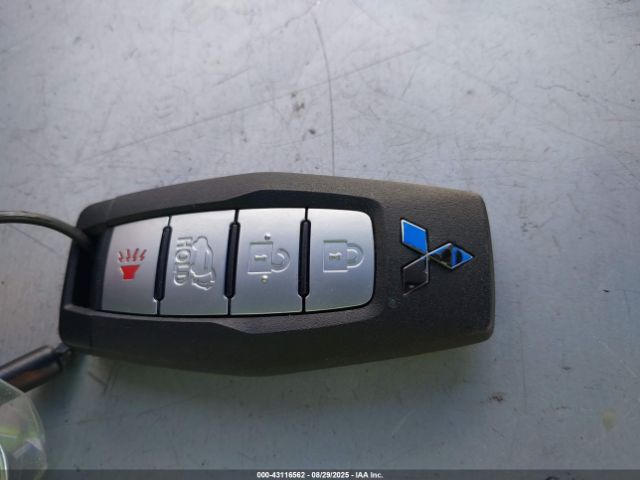 2025 MITSUBISHI OUTLANDER JA4J3VA88SZ025816 Photo 10