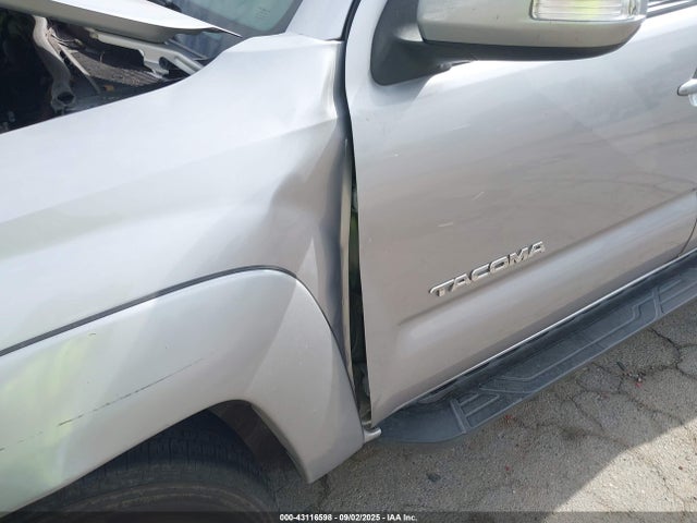 Toyota 2tr-fe 2014 5TFJX4GN5EX035463 Image 6