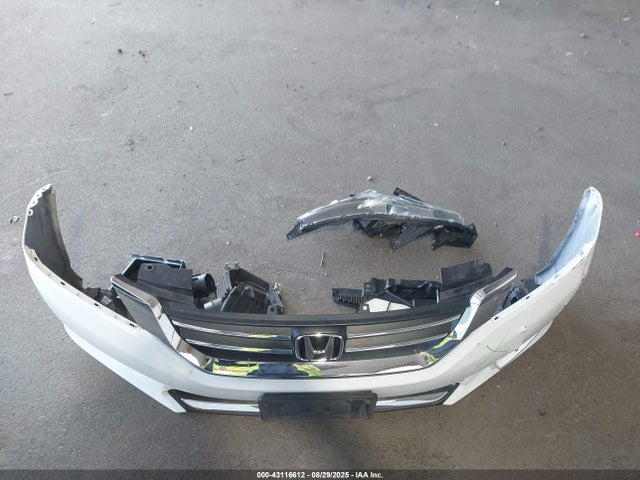 Honda k24w1 2015 1HGCR2F54FA218917 Image 12