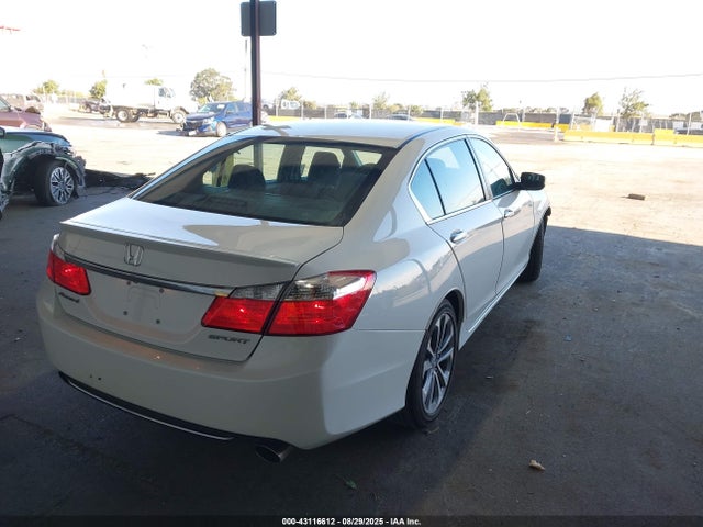 Honda k24w1 2015 1HGCR2F54FA218917 Image 4