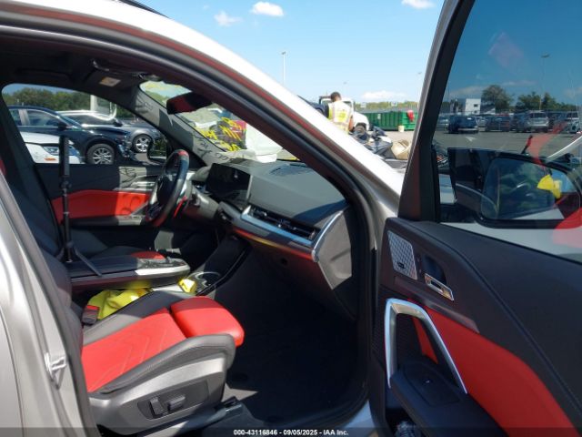 2025 BMW X1 WBX13EF03S5115801 Photo 4