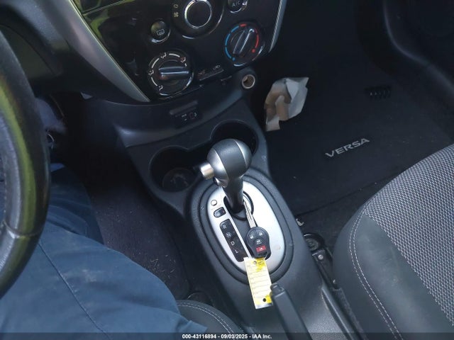 3N1CN7AP2JL871833 Nissan 2018
