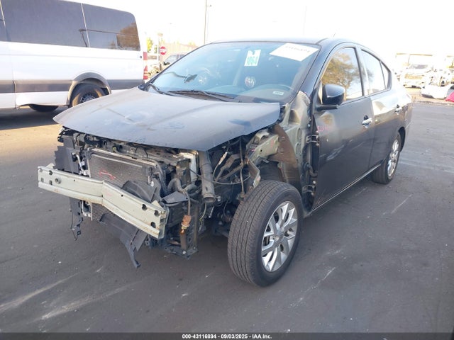 3N1CN7AP2JL871833 Nissan 2018