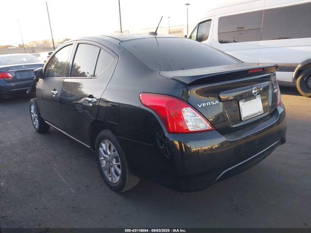 3N1CN7AP2JL871833 Nissan 2018