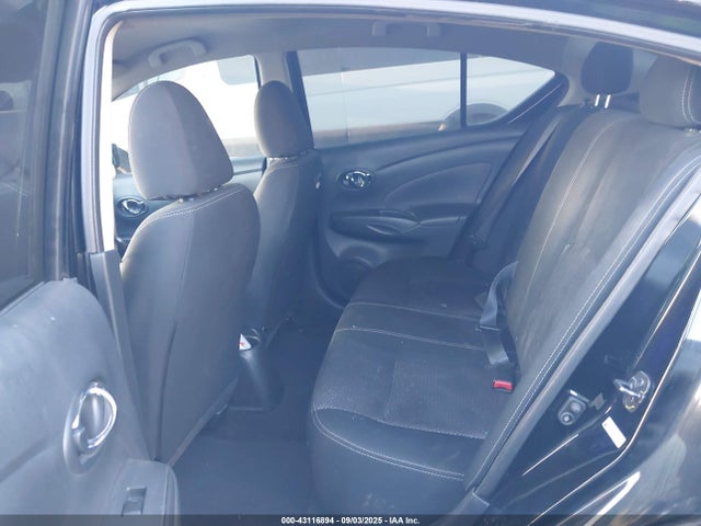 3N1CN7AP2JL871833 Nissan 2018