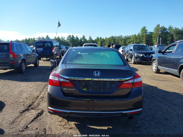 Honda k24w1 2017 1HGCR2F38HA047557 Image 16