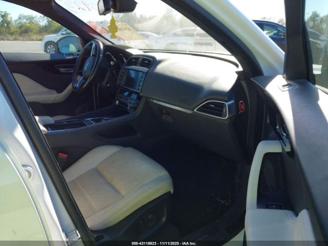2018 JAGUAR F-PACE SADCK2GX4JA296422 Photo 4
