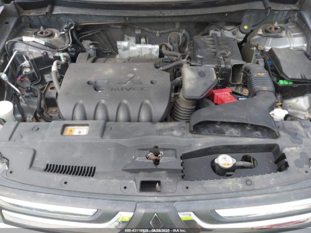 2014 MITSUBISHI OUTLANDER JA4AZ3A3XEZ017793 Photo 9