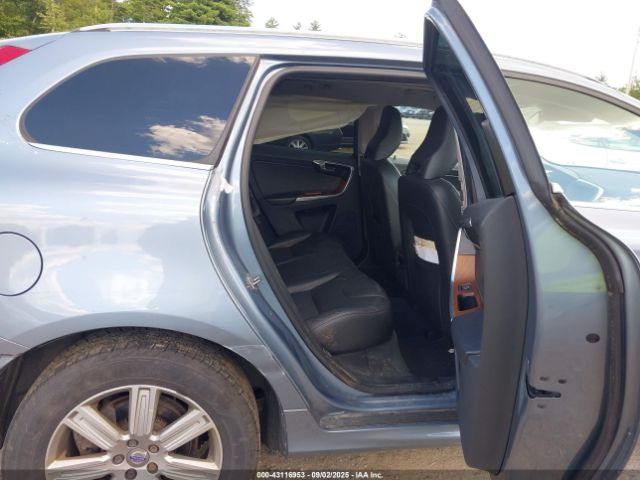 2017 VOLVO XC60 YV440MRU8H2124657 Photo 7