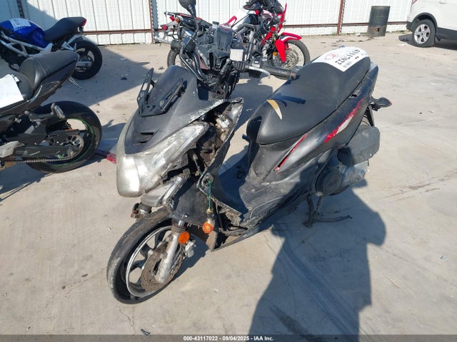 RKRSG36Y9KA002287 Yamaha Xc155 (smax)