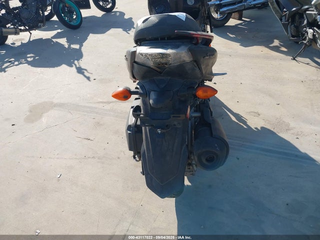 RKRSG36Y9KA002287 Yamaha Xc155 (smax)