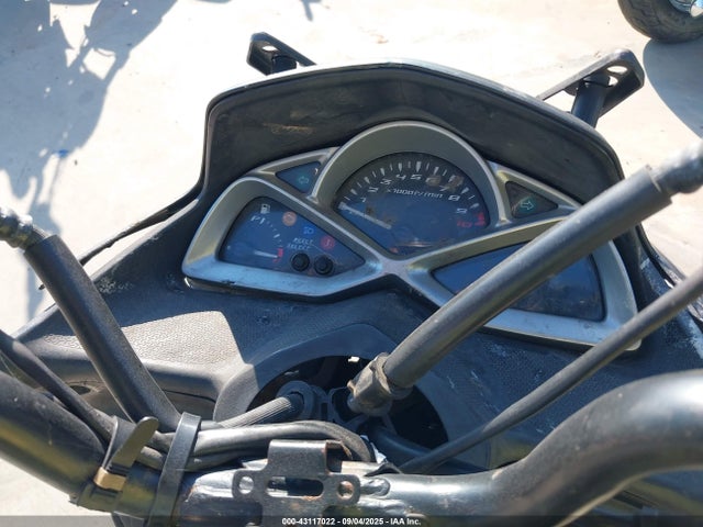 RKRSG36Y9KA002287 Yamaha Xc155 (smax)