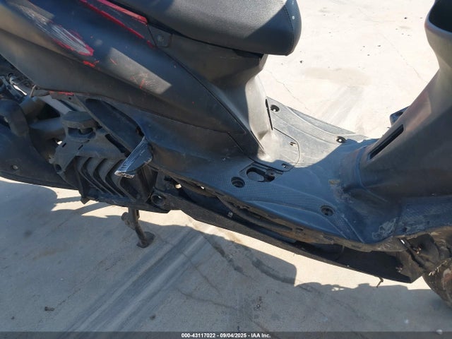 RKRSG36Y9KA002287 Yamaha Xc155 (smax)
