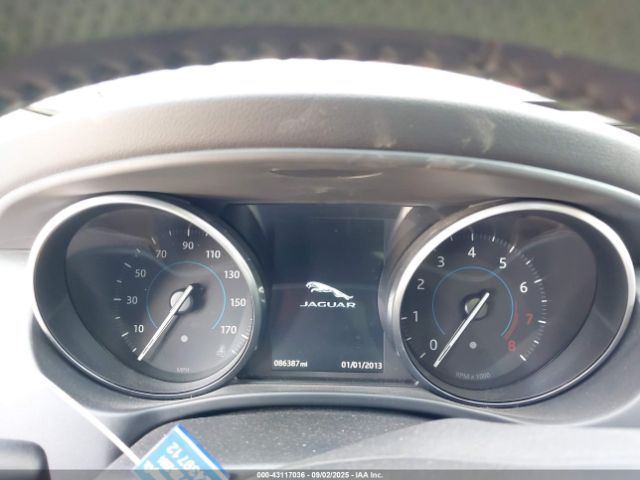 2017 JAGUAR XE SAJAJ4BV5HA973061 Photo 6