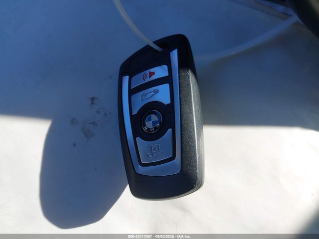 WBS3R9C58FK331638 BMW M4