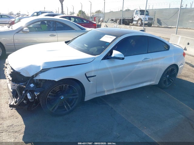 WBS3R9C58FK331638 BMW M4