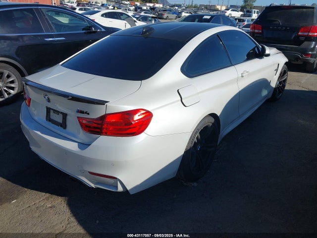 WBS3R9C58FK331638 BMW M4