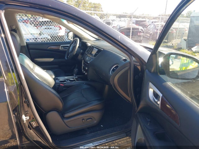 5N1AR2MN7EC715001 Nissan Pathfinder