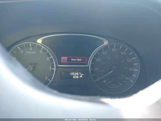 5N1AR2MN7EC715001 Nissan Pathfinder