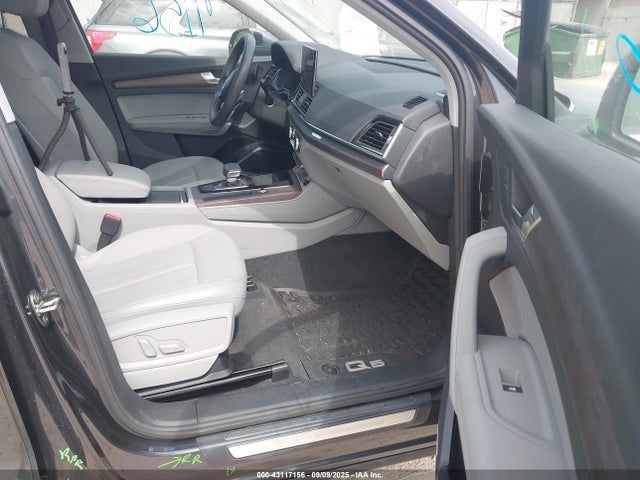 2021 AUDI Q5 WA1BAAFY6M2007354 Photo 4