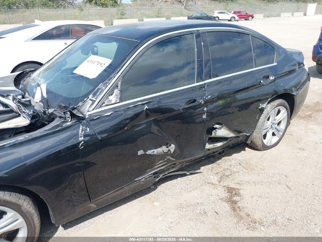 WBA8B9G35HNU53320 BMW 330I