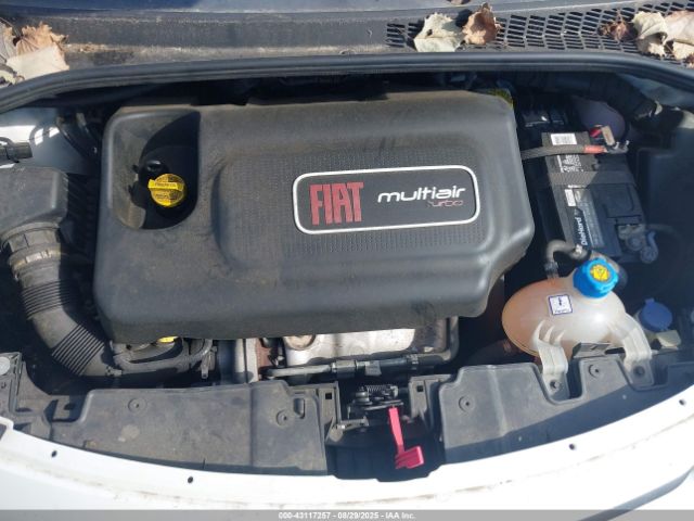 2014 FIAT 500L ZFBCFADH8EZ021704 Photo 9