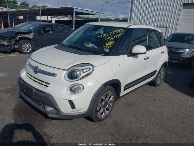 2014 FIAT 500L ZFBCFADH8EZ021704 Photo 1