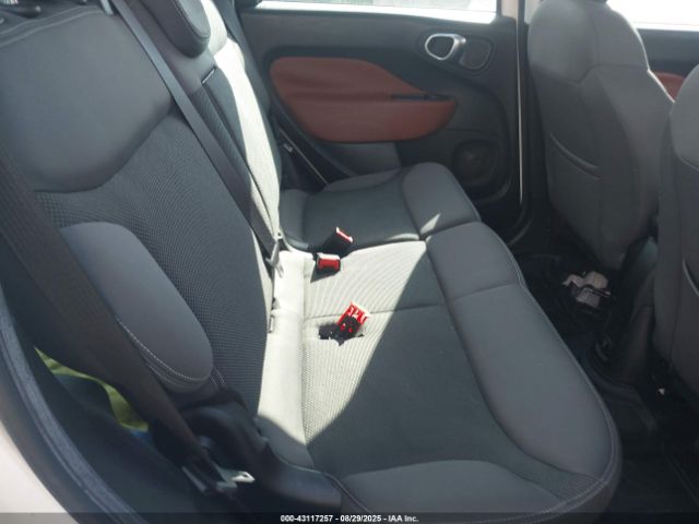 2014 FIAT 500L ZFBCFADH8EZ021704 Photo 7