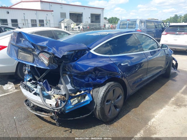 2019 TESLA MODEL 3 5YJ3E1EA5KF422825 Photo 3