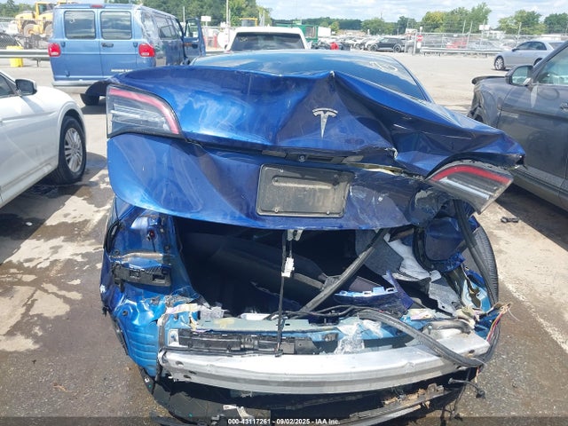 2019 TESLA MODEL 3 5YJ3E1EA5KF422825 Photo 5