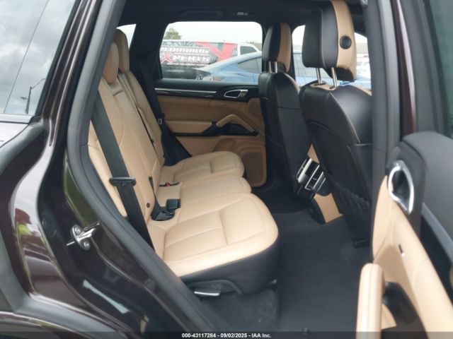 2018 PORSCHE CAYENNE WP1AA2A2XJKA05854 Photo 7