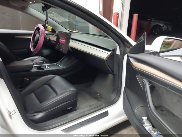 2022 TESLA MODEL 3 5YJ3E1EB8NF274988 Photo 4