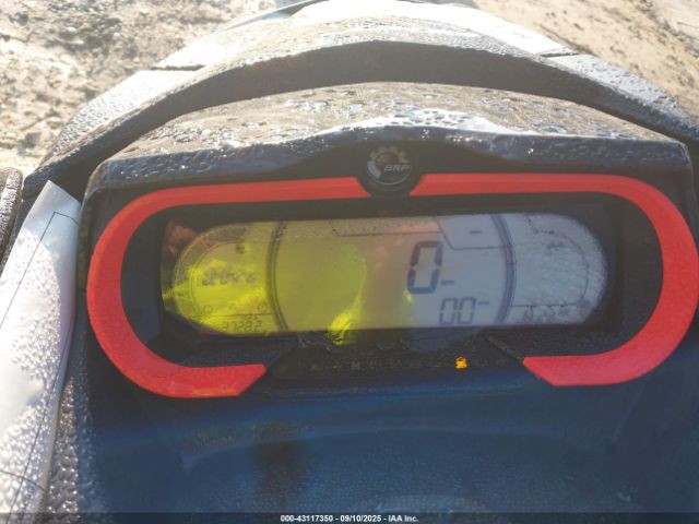 2019 SEADOO RXT-X 300 CAYDV13481A919 Photo 6