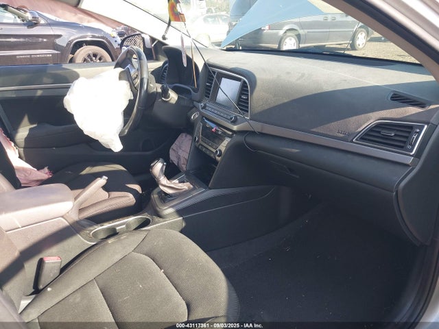 5NPD84LF1JH348752 Hyundai mpi nu